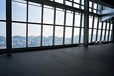 成为博物馆馆长后，我把上周的文物当商周的展览！